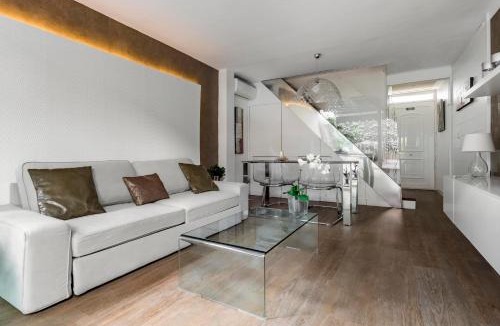 Canillas House | Casa Única con Patio Privado - Metro a 3 minutos
