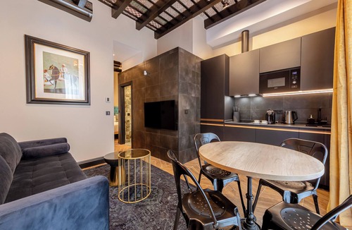 San Lorenzo Apartment | Casa 1862 Heritage Suites by Stay Unique