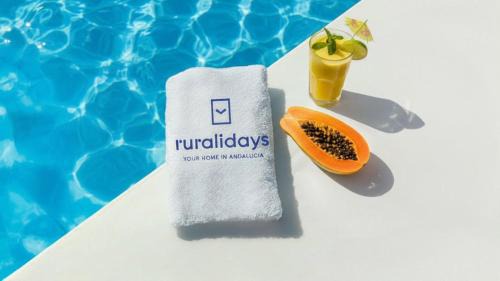 Almayate Bajo Villa | Casa Alegria Almayate Alto by Ruralidays