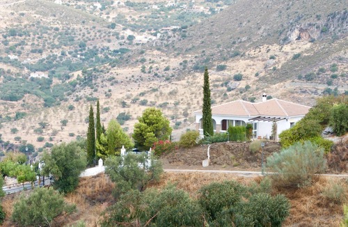 Los Cortijillos Villa | Casa Alegria, villa with mountain views, quiet location in Alcaucin