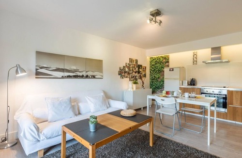 Guaro Villa | Casa Ami Guaro by Ruralidays