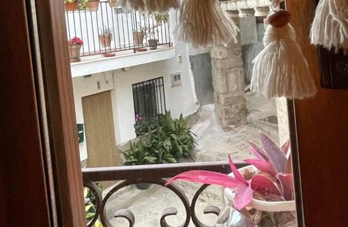 Pedro Bernardo House | Casa Artista: Beautiful house in the heart of Pedro Bernardo