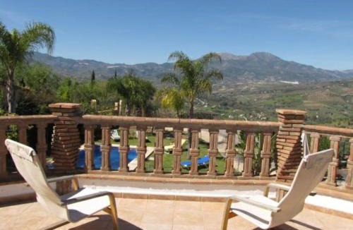 Guaro House | Casa Atalaya