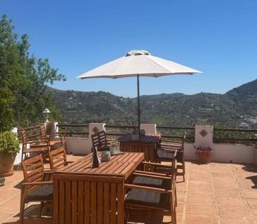 Arenas Bed & Breakfast | Casa Azafranes - Boutique B&B - Arenas