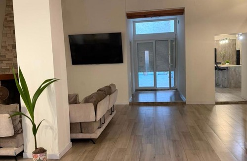 Chella House | Casa Bethel