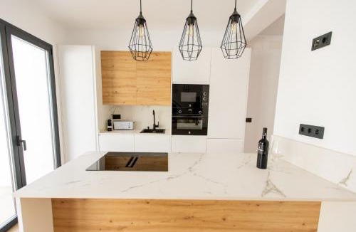 Camas House | Casa con piscina a 5 km del centro de Sevilla