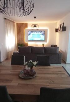 Alfarnate House | Casa Conde