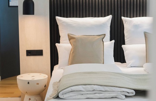 Chiclana de la Frontera Hotel | Casa Cuatro Boutique Hotel - Adults Recommended