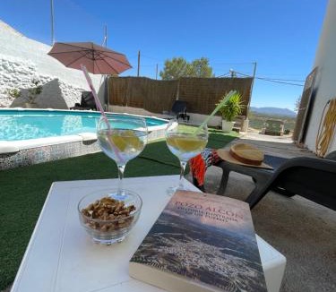 Fontanar House | Casa Cueva Sol con chimenea y piscina privada