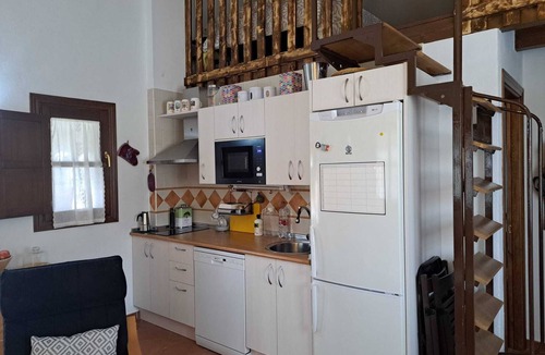 Alozaina House | Casa de Campo. Confortable y Comoda