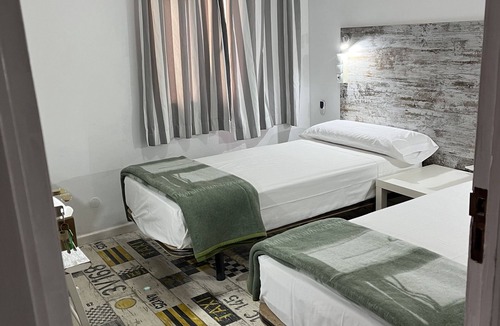 Bellas Vistas Hostel | Casa de huespedes Almansa