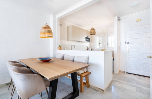 Benalmadena Costa Ski Chalet | Casa de la Buena Vida | 3 Bedroom Townhouse with Sea View