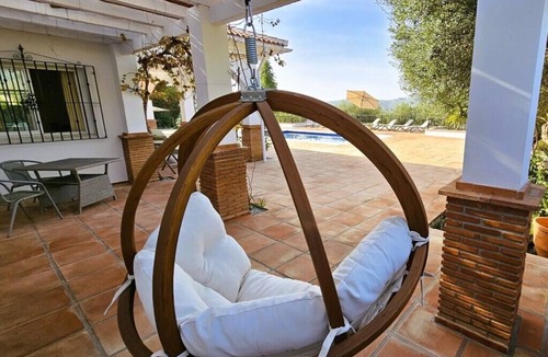 Alcaucin Ski Chalet | Casa De La Colina: luxury villa Costa Del Sol
