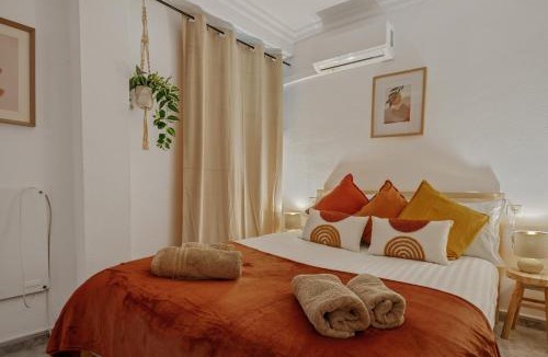 Sayalonga Apartment | Casa de la montaña - apartamento Nispero with shared roofterrace