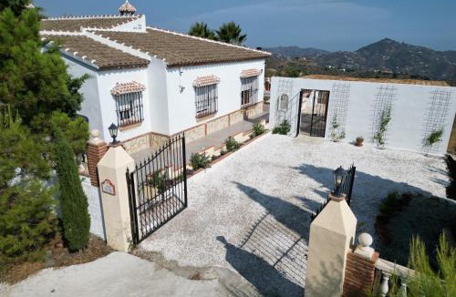 Arenas Villa | Casa De Vida Soleada
