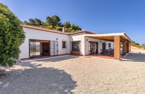 Canillas de Aceituno Villa | Casa del Molino, a beautiful Villa in the mountains of Canillas de Aceituno