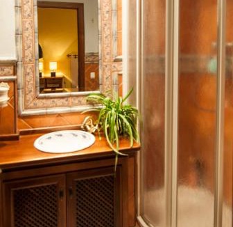 Castro del Rio Apartment | Casa del peregrino Torre de la Muralla- casa completa de 2 dormitorios