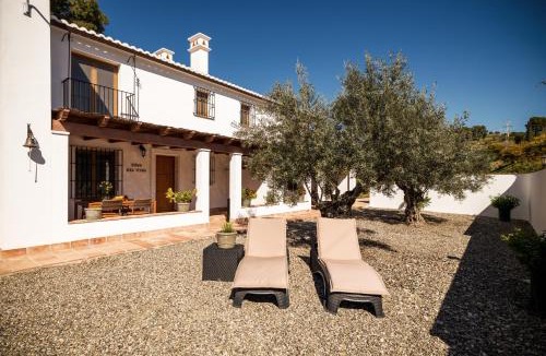 Pizarra House | Casa del Pino by Rosas Cantares