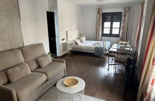 Distrito Sur Apartment | Casa del Río 6 · Familiar Studio without Terrace · 1 Bed · 1 Sofa Bed · 1 Bathro
