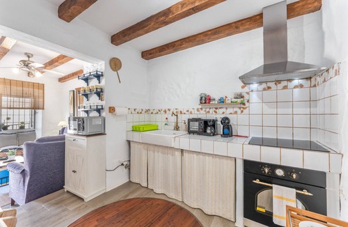 Ardales House | Casa Don Diego: Mountain Views, Wi-Fi, and Air Conditioning