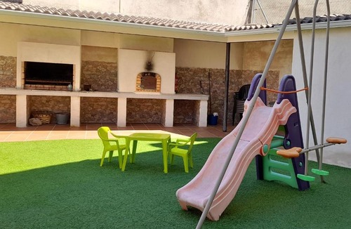Zarza de Granadilla Apartment | Casa El lince de Granadilla AT-CC-00296, Norte provincia Cáceres, WIFI, Parque infantil, HIDROMASAJE, garaje, LAVAVAJILLAS