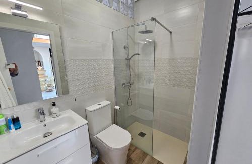 Palomares del Rio House | Casa Elizabeth