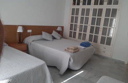 Palomares del Rio House | Casa Elizabeth
