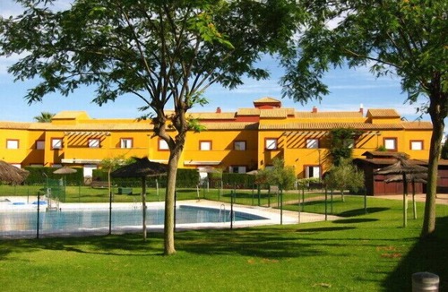 Rota House | Casa en Costaballena, en urbanización cerrada. 6-8 personas. Jardín privado.