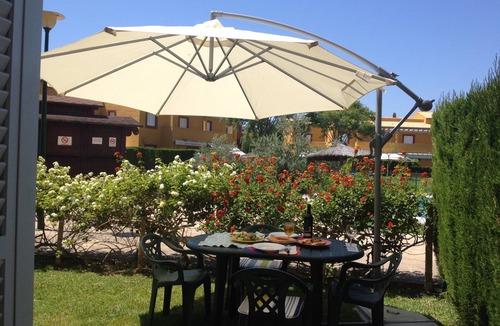 Rota House | Casa en Costaballena, en urbanización cerrada. 6-8 personas. Jardín privado.