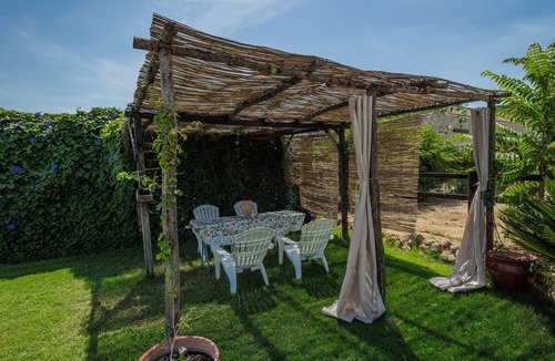 La Puebla de los Infantes Apartment | Casa Rural Camino De Los Molinos – Private Pool & Stunning Views
