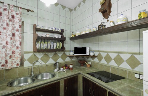 La Puebla de los Infantes Apartment | Casa Rural El Castillo – Historic Retreat with Pool in La Puebla de los Infantes
