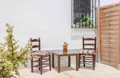 Mondron House | Casa Frasquito Olivero