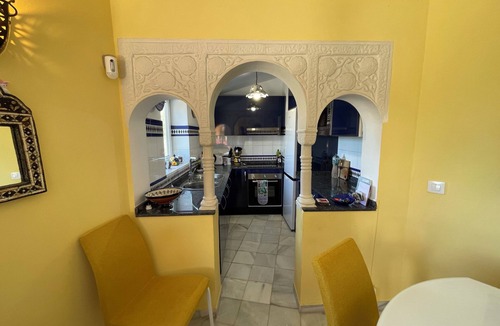Turre House | Casa Geranio-Townhouse with panoramic mountain and Mediterranean views