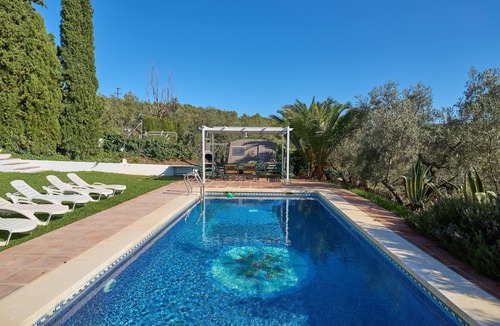 Iznajar House | Casa Ginés – Andalusian Country House with Private Pool and Mountain Views