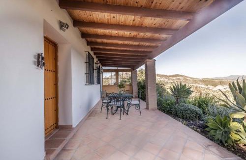 Alora House | Casa Gino by Rosas Cantares