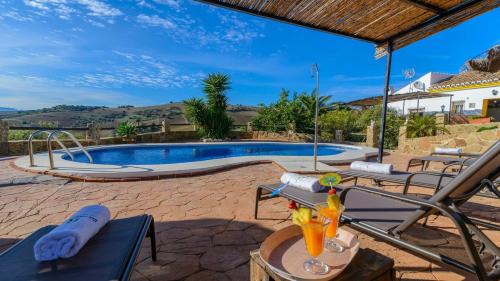 Antequera Villa | Casa Hidalgo Villanueva de la Concepcion by Ruralidays