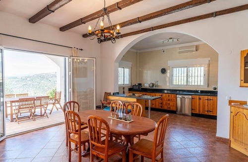 Los Cortijillos Villa | Casa Hyam Alcaucín by Ruralidays