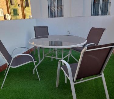 Nervion House | CASA INDEPENDIENTE EN NERVION JUNTO A PARADA DEL METRO