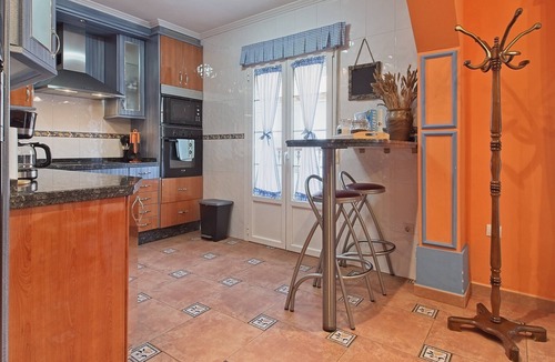 La Pola de Gordon House | Casa La Cuadra II: ski, private balcony, garage and mountain views