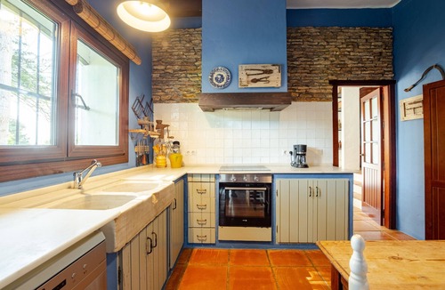 Chiclana de la Frontera House | Casa La Almunia: Private Pool, Wi-Fi & Air Conditioning in Chiclana