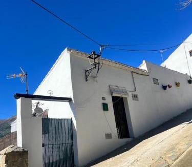Jimera de Libar House | Casa La Ferrata
