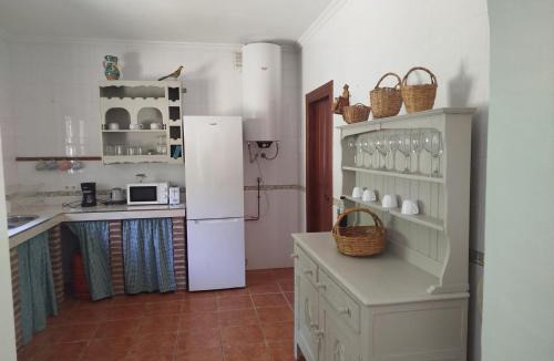 Alcaucin House | Casa La Herriza Larga de Vallesol Rent