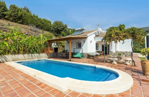 Canillas de Albaida Villa | Casa La Lomilla Canillas de Albaida by Ruralidays