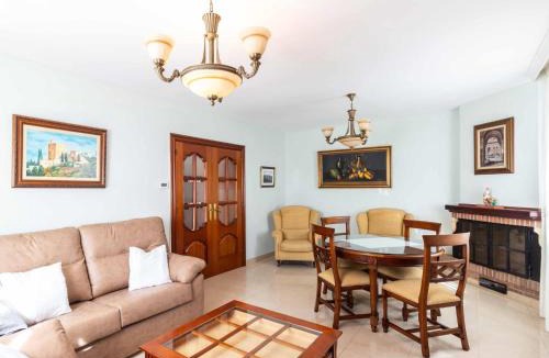 Durcal House | Casa La Palmera