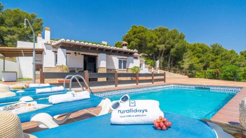 El Borge Villa | Casa Lagar El Mirador Almachar by Ruralidays