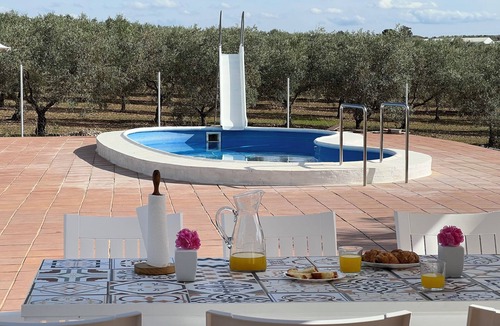 Santaella Cottage | Casa las Cordobesas is a charming rural lodging in the middle of nature.
