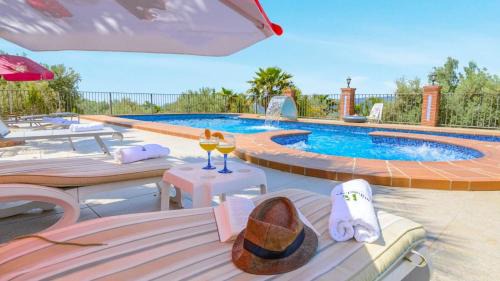 Periana Villa | Casa Las Lomas de San Rafael Periana by Ruralidays
