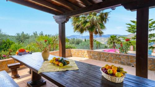 Periana Villa | Casa Las Lomas de San Rafael Periana by Ruralidays