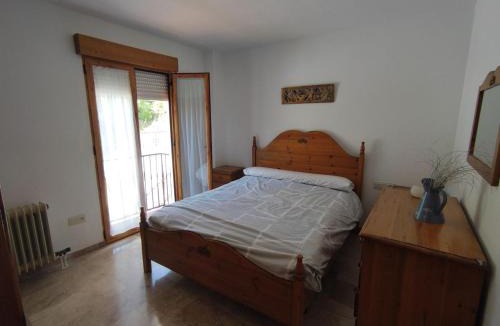 Huetor Santillan Ski Chalet | Casa las Mariposas, Tranquilidad junto a la piscina