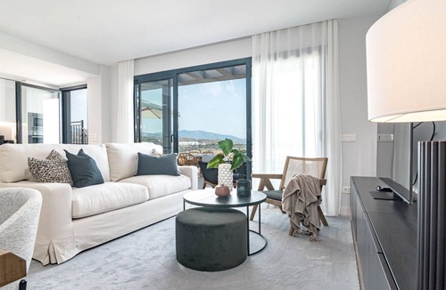 Estepona Apartment | Casa Las Mesas I by Roomservices